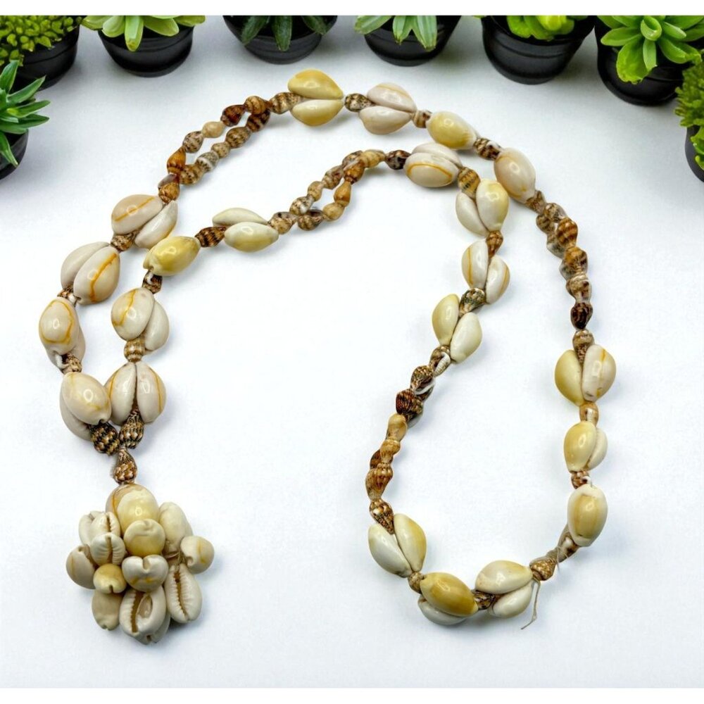 Vintage Hawaiian Cowrie Shell Necklace with Cluster Pendant Boho Lei Beach Tiki
